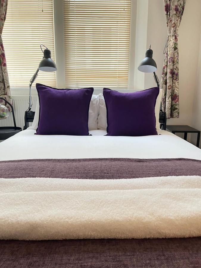 Central Located Two Bedroom Suite Бристоль Экстерьер фото