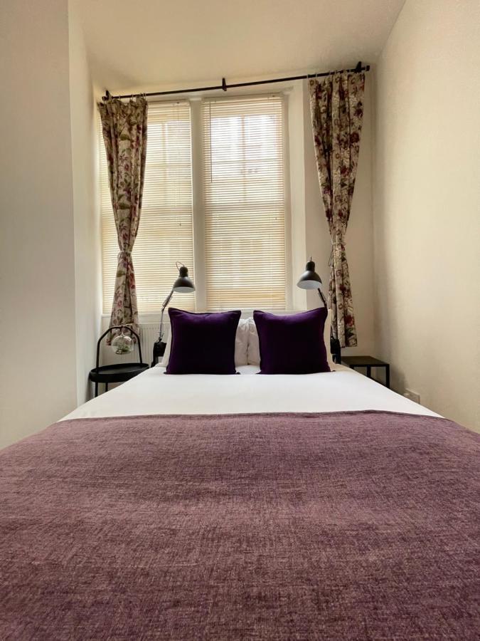 Central Located Two Bedroom Suite Бристоль Экстерьер фото