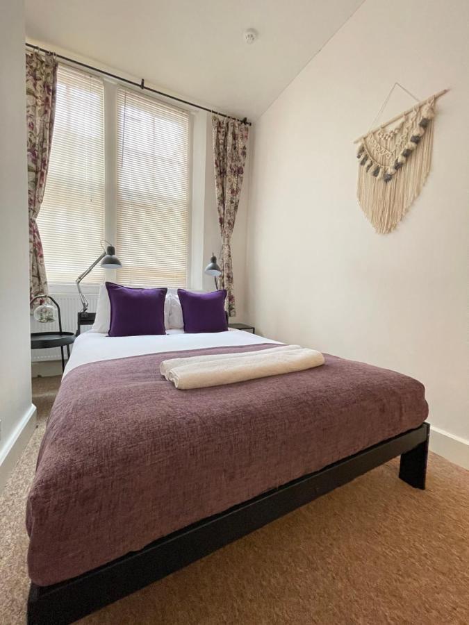 Central Located Two Bedroom Suite Бристоль Экстерьер фото